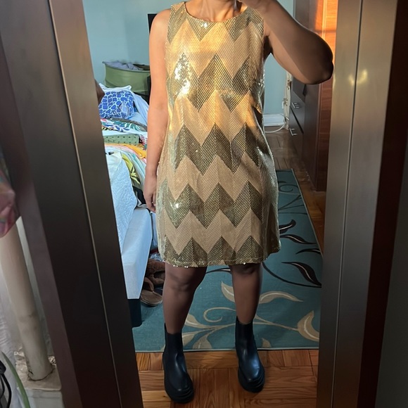 BB Dakota Gold Sequin Mod Style Dress - Picture 3 of 11